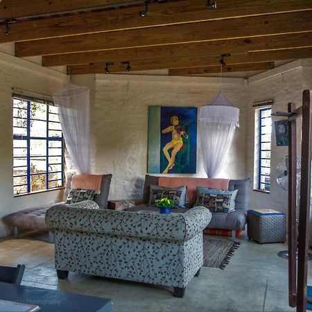 Artist'S Attic Hotel Mbombela ภายนอก รูปภาพ